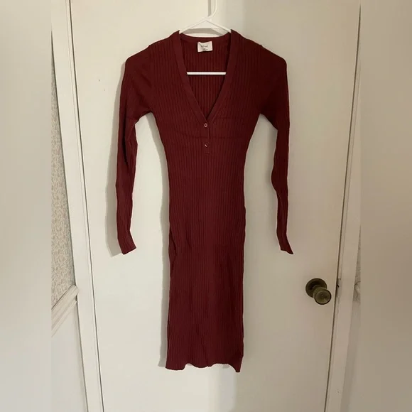 Aritzia Dresses | Aritzia - Midi Dress - Red / Burgundy - Xs | Color: Red | Size: Xs | Pm-69802558's Closet